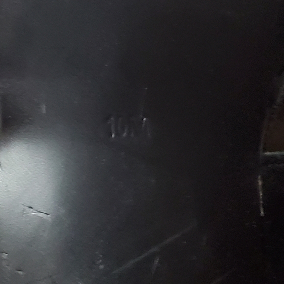 MARC FISCHER BLACK LEATHER SILVER STUDDED STILETTO - Picture 15 of 16